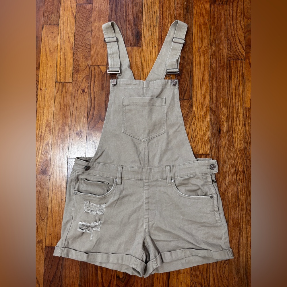 DOLLHOUSE Shortalls - Beige Tan Cuffed Hem & Distressed Size 13/31W